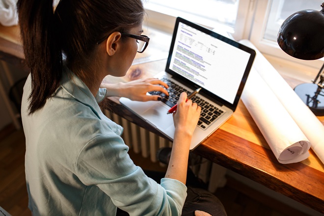 How will job searching change in 2018 and beyond? - Hays career advice