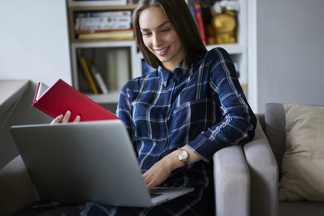 3 quick and easy ways to refresh your CV - Hays career advice