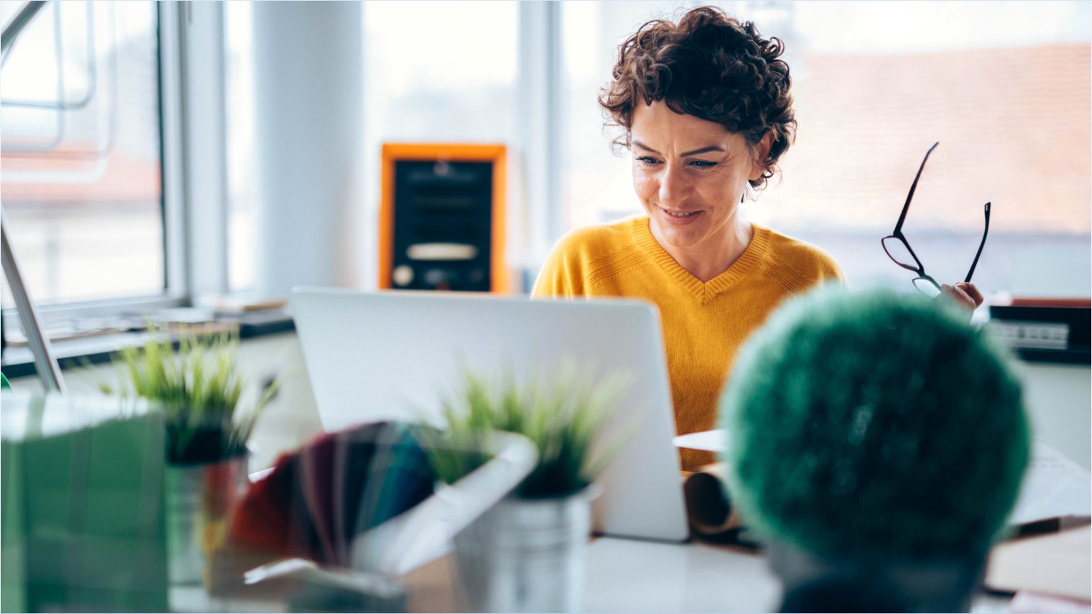 Podcast 11: How can leaders use social media to build their personal brand?