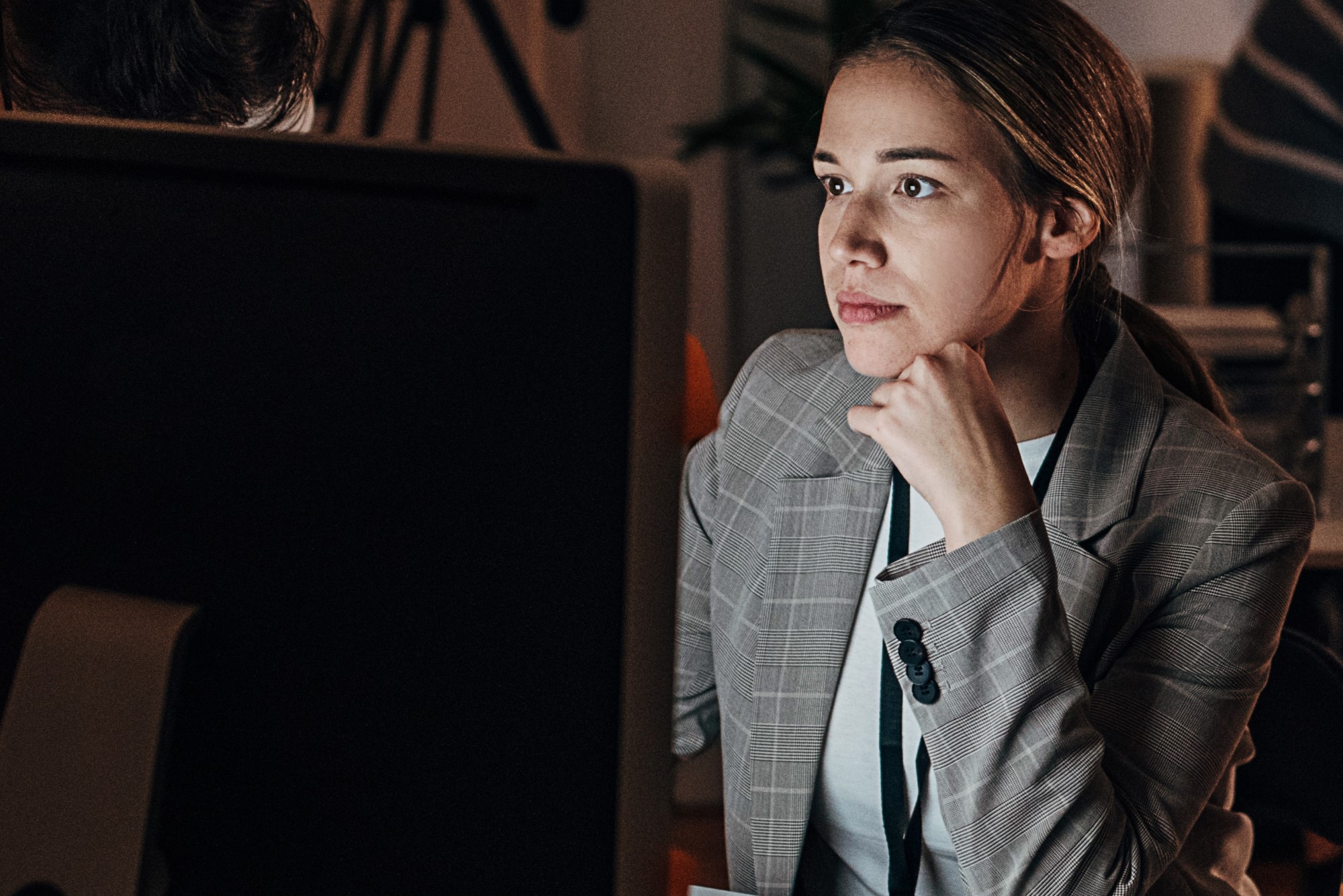 How to spot a recruitment scam – 10 red flags to look for